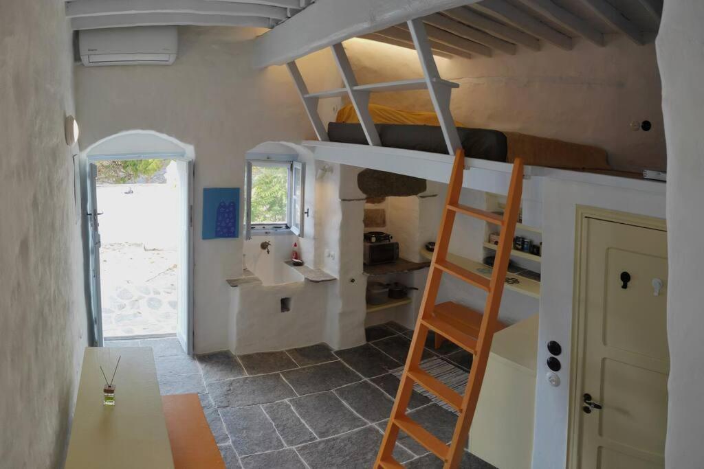 Hidden Gem - Sifnos, Kastro. Lejlighed Kástron Eksteriør billede